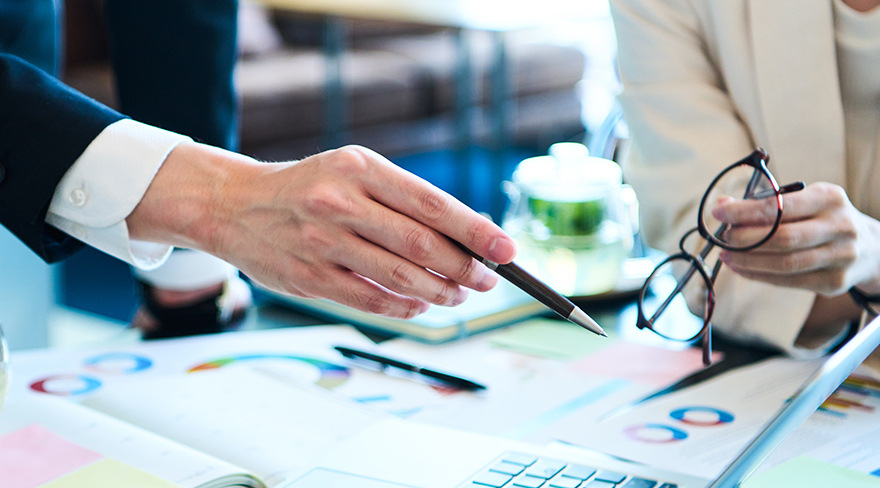 ビジョンの事業内容・ビジネスモデルを紹介するページへのリンクバナー背景